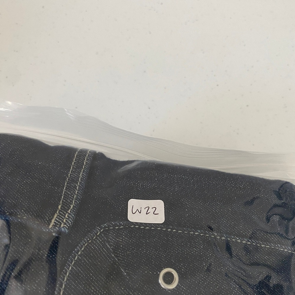 Pilcro Seamed Sport Low Rise Cargo Jeans Dark Wash Jogger Style Women's Size 31P - Picture 9 of 9